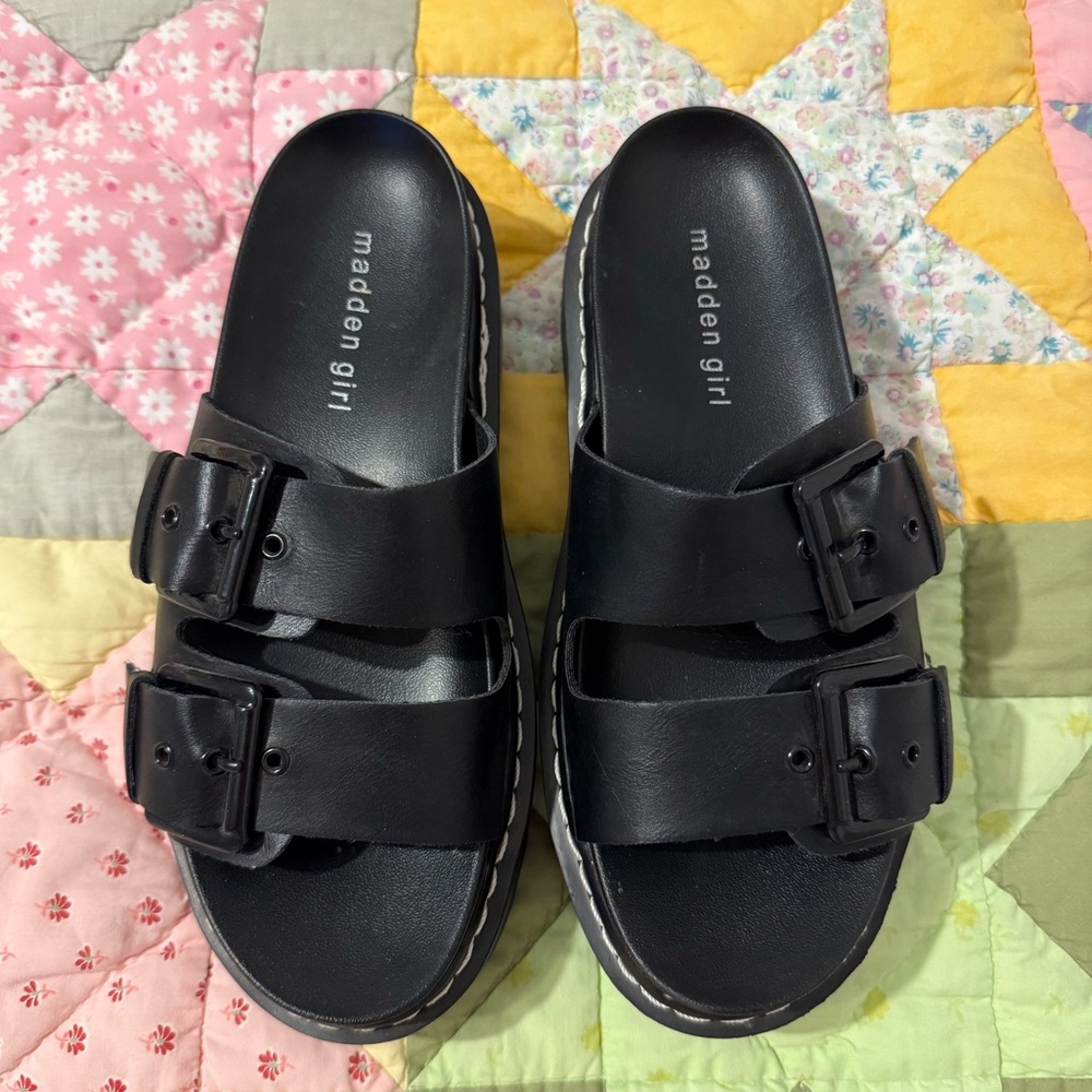 Madden Girl Women's Dizzy Platform Slide Sandals